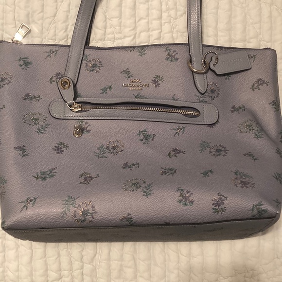 Coach Handbags - Coach handbag